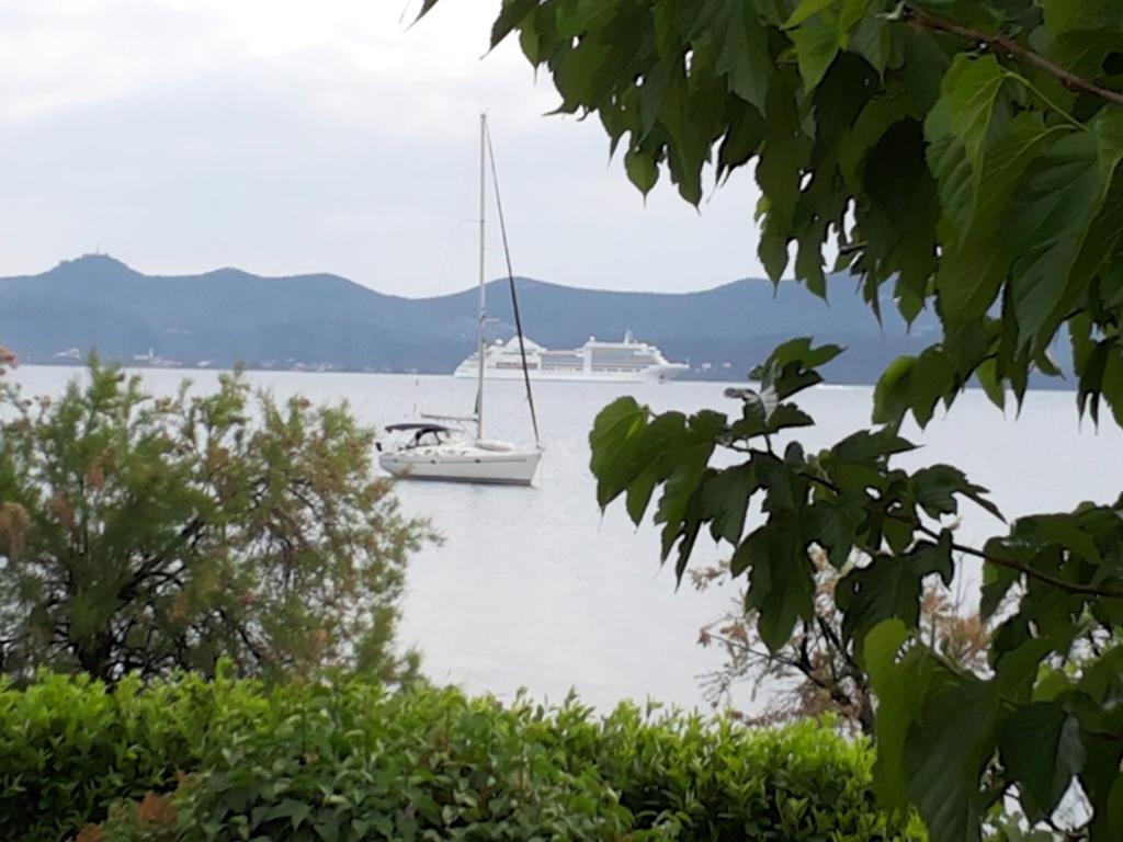 Apartments Basioli Zadar Bilik gambar